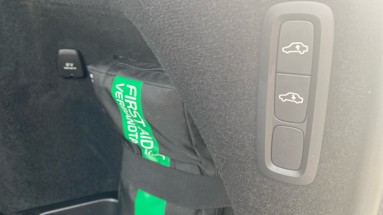 Volvo XC90 2.0 B5P [250] Ultra Dark 5dr AWD Geartronic Petrol Estate